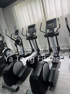 Máquina magnética de cardio eléctrica de entrenador elíptico comercial de nuevo diseño - Product Image 2
