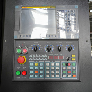 เครื่องจักรกลึงแนวนอนพร้อมระบบควบคุม Fanuc และแกนหมุน BT50 ราคาสุดคุ้ม - Product Image 3