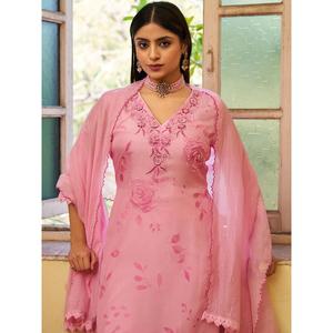 Best Quality <b>Women</b> Pink Floral <b>Kurta</b> with Matching Trousers and Dupatta Ethnic Wear for Daily and Festive Available For Sale - Product Image 2