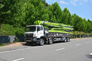 Pompe à béton montée sur <span class=keywords><strong>camion</strong></span> ZLJ5460THBKF 62X-6RZ 4 essieux 62m <span class=keywords><strong>avec</strong></span> flèche à 6 sections - Product Image 4
