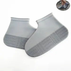 Sepatu olahraga uniseks tahan air luar ruangan kualitas tinggi penutup pelindung silikon penutup sepatu hujan seperti terlihat di TV