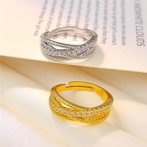 Anello Aperto Regolabile con Design a Croce, Anello a Strati per Donne e Uomini - Product Image 5