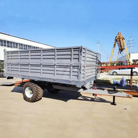 Remorque agricole à benne basculante robuste pour tracteur, idéale pour le transport de céréales et de produits agricoles