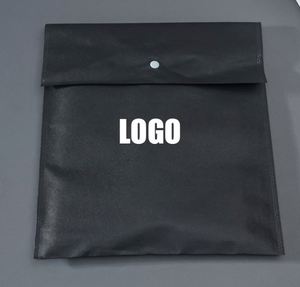 Sac d'emballage textile personnalisable de haute qualité avec boucle dissimulée, écologique et réutilisable, avec logo personnalisé pour le shopping - Product Image 6