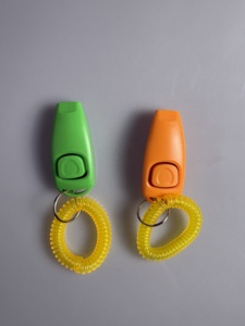 Trainingsclicker mit Pfeife - Product Image 3