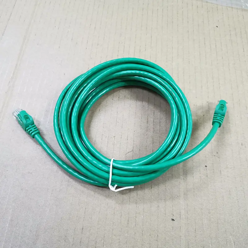 Cable de Red Verde Cat6 con conector RJ45 Cable de conexión de pares trenzados de 5M