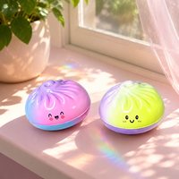 Jouet Squishy en PU Rainbow Bao Bun avec visage mignon et couleurs dégradées pastel