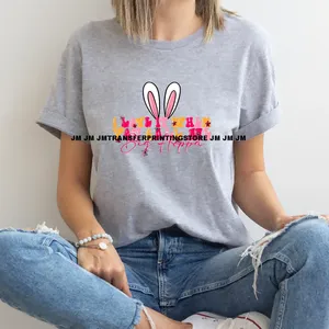 Transferts thermocollants DTF lavables à presser pour sweat-shirts, motif Lapin rose mignon aux fleurs de fraise épanouies - Product Image 2
