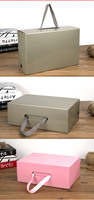 Boîte d'emballage pour chaussures en papier ondulé pliable avec logo personnalisé, avec poignée en ruban pour le rangement et l'expédition des chaussures