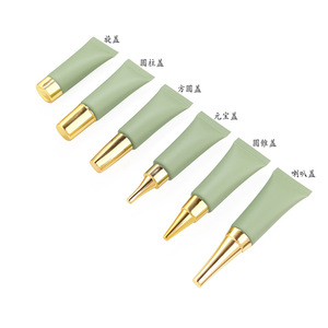 Tubes de gloss à lèvres personnalisables avec logo, emballage cosmétique, flacon de 10 ml, applicateur métallique vert vide, tube en plastique pour baume à lèvres - Product Image 5