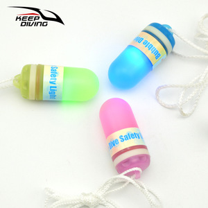 ไฟสัญญาณ LED รุ่น QD-924 สำหรับดำน้ำแบบสกูบาในเวลากลางคืน - Product Image 5
