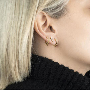 ROXI Vente en gros Boucles d'oreilles créoles rétro tendance en argent sterling S925 plaqué platine avec zircon et motif ajouré pour femmes - Product Image 4