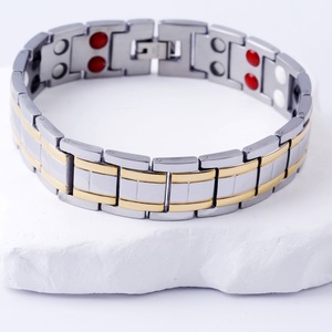 Pulsera Magnética <span class=keywords><strong>de</strong></span> Energía al por Mayor para Hombre, <span class=keywords><strong>de</strong></span> <span class=keywords><strong>Acero</strong></span> <span class=keywords><strong>Inoxidable</strong></span> y Titanio, Antiestática, Tipo Correa <span class=keywords><strong>de</strong></span> Reloj, Joyería <span class=keywords><strong>de</strong></span> Moda - Product Image 4