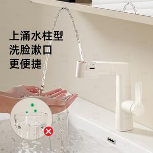 ก๊อกน้ำห้องครัวแบบมินิมอล ดีไซน์ดึงออกได้ พร้อมวาล์วเซรามิก ติดตั้งบนเคาน์เตอร์ น้ำร้อนน้ำเย็น - Product Image 4