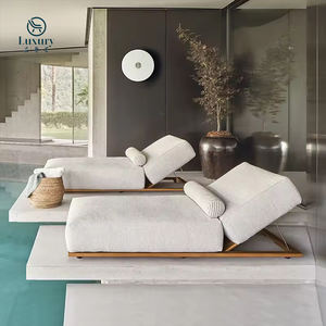 كرسي استلقاء خشبي صلب مقاوم للماء لحمام السباحة في الحديقة، سرير شمس للفنادق والشرفات - Product Image 1