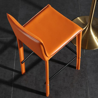Chaise de bar de luxe légère, tabouret haut pour la maison, chaise de bar en cuir minimaliste italienne, chaise de bar à dossier tendance sur internet