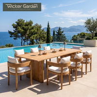 Ensemble de mobilier de salle à manger d'extérieur en teck, table à manger en bois naturel et fauteuils rembourrés, fournisseur pour patio, villa, hôtel, complexe hôtelier