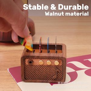 Caja de almacenamiento de púas de guitarra de madera, diseño Retro de madera maciza de 4,9x5,7x3,7 cm para piezas de instrumentos de cuerda - Product Image 5