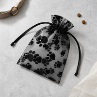 Sacs cadeaux en organza floqué Yolan 10x15cm avec cordon de serrage et ruban noir, motif patte d'animal, pour bijoux et faveurs de fête, en stock, prêts à être expédiés