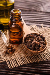 Aceite Esencial de Clavo para el Cuidado del Cabello, la Piel y el Cuerpo, Apto para Masajes de Spa, Terapia de Relajación, Nutrición Capilar y Rutina Diaria - Product Image 3