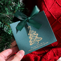 Boîte cadeau multicolore de Noël haut de gamme en stock avec estampage à chaud pour la décoration de Noël et l'emballage de cadeaux