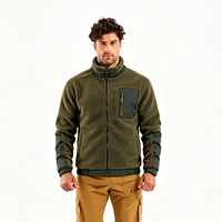 Chaqueta de Invierno para Hombre con Logotipo Personalizado del Proveedor, Chaqueta Softshell Gruesa con Forro Polar, Abrigo Térmico Cálido y Cómodo con Tela en la Parte Delantera