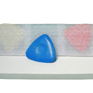 DK-475 4 craies triangulaires pour tailleur |   Craie de tailleur colorée pour accessoires de couture, design simple, quatre couleurs disponibles - Product Image 1