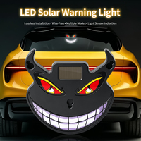 Feu de signalisation LED solaire pour voiture, motif visage de démon, sans câblage, multi-modes, avec capteur de vibration et ventouse