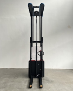 Apilador Eléctrico Heli CE de 1.<span class=keywords><strong>2</strong></span> <span class=keywords><strong>Toneladas</strong></span>, Tipo Walkie, con Mástil Ajustable de 3500mm y Patas Anchas - Product Image 6