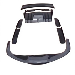 Kits carrosserie pour Ferrari F430 en fibre de carbone par Harmann : Lame avant, Lame arrière, Jupes latérales, Aileron arrière - Product Image 4