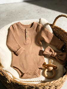 Combinaison à fermeture éclair en coton côtelé pour bébé fille, tricot <span class=keywords><strong>nid</strong></span> <span class=keywords><strong>d</strong></span>'<span class=keywords><strong>abeille</strong></span> élastique, fabricant en gros direct, ODM OEM - Product Image 1