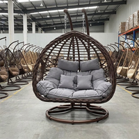 Fauteuil suspendu double en osier de luxe moderne, résistant aux UV, avec accoudoirs, en forme de nid d'oiseau, pour intérieur, extérieur et balcon