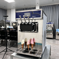 Commerciële soft-serve ijsmachine met 3 smaken, van roestvrij staal, met luchtpomp, voor melk & fruit.