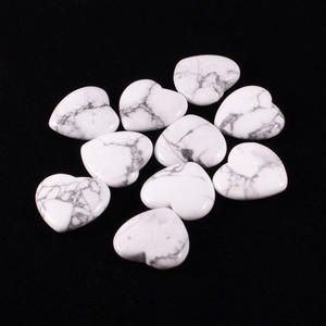 Ciondolo cuore di cristallo naturale 20mm ametista Fluorite gemma collana intagliata incisione Reiki regalo curativo - Product Image 6