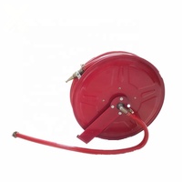 Rouge avec un 30m 3/4 pouces tuyau d'incendie utilisé pour la construction de protection incendie