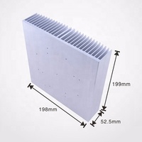 Radiateur en aluminium anodisé 6063 T5 personnalisé avec ailettes extrudées, services de pliage, poinçonnage, découpe et soudage