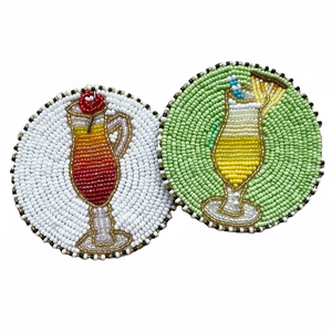 2025 élégant rond rouge or perlé sous-verre fabriqué à la main avec un accent de table de style moderne en verre Martini pour les fêtes de bars - Product Image 1