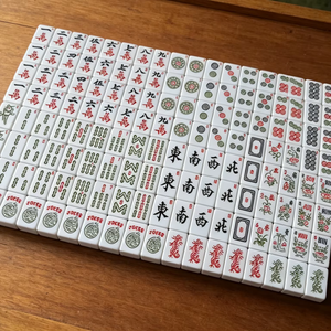 Jeu de tuiles de <span class=keywords><strong>mahjong</strong></span> magnétiques en mélamine de luxe moderne, 42 mm, 166 pièces, compatible avec la machine automatique, style américain - Product Image 1