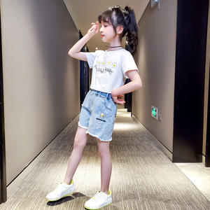 YOKIDS Shorts pour filles déchirés filles de 2 à <span class=keywords><strong>12</strong></span> <span class=keywords><strong>ans</strong></span> vêtements d'été pour enfants shorts en <span class=keywords><strong>jean</strong></span> de vache - Product Image 3