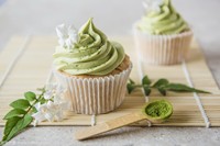 Machine de remplissage de tasse de déposant de gâteau d'équipement de cuisson pour faire et remplir des gâteaux