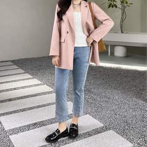 Jeans de Pierna Recta para Mujer Runqi N8148, Azul Lavado, Mezclilla de Algodón, Elásticos, Ajustados, con Diseño de Abertura, Tallas Grandes - Product Image 4