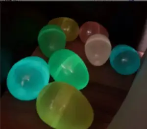 Großhandel benutzer definierte Urlaub Eier können nachts leuchten leuchtet im Dunkeln Eier Kinderspiel zeug Plastik eier