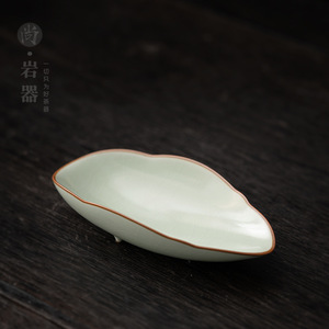 Cuchara de té de porcelana Ru Ware Celadon de forma irregular para juego de té Kung Fu - Product Image 4