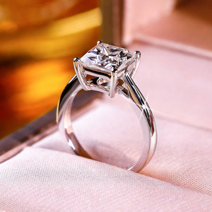 Anillo de diamantes cultivados en laboratorio SGARIT personalizado en oro rosa de 14k, con certificado IGI, calidad VVS D 2EX, para mujer, ideal para compromiso o boda. - Product Image 5