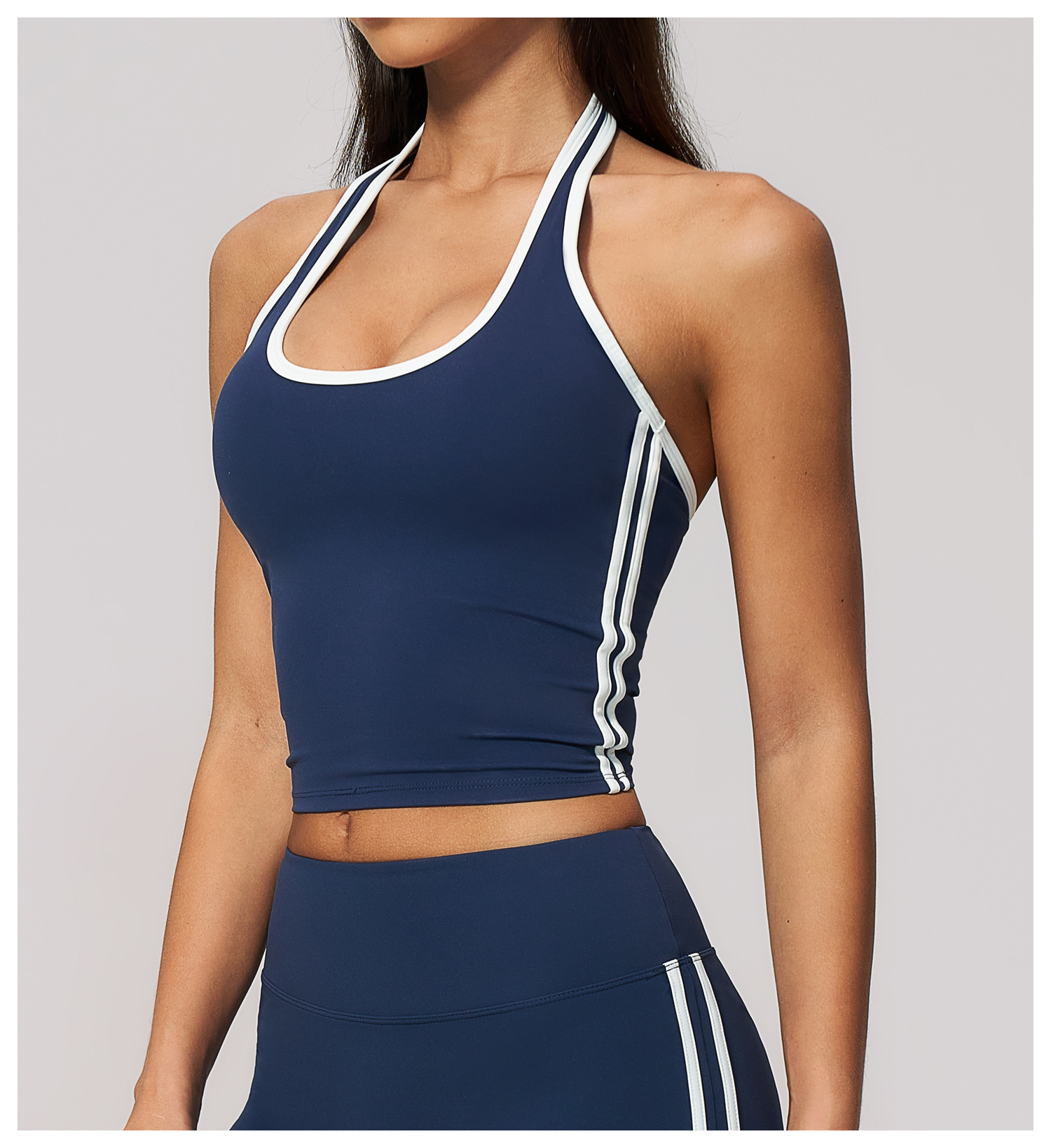 Color-Block Activewear Set: side profile showing stretch, rise and leg-opening fit