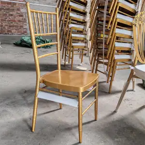 Düğün olay parti kullanımı için ucuz metal tiffany sandalyeler altın chiavari sandalye