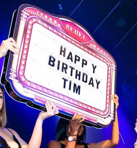 Affichage électronique de haute qualité acrylique LED tableau de lettres présentateur de bouteilles LED panneau d'affichage LED personnalisé panneau LED écran LED - Product Image 6