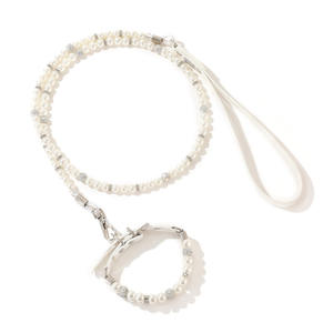 Ensemble collier et laisse pour chien classique et tendance avec fermeture à bouton, en plastique écologique solide et décoration en ruban pour petits chiens - Product Image 1