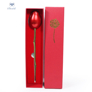 Boîte Cadeau Rose Unique pour la <span class=keywords><strong>Confession</strong></span> de la Saint-Valentin, Emballage de Bijoux en Métal Plastique Peint, Vente en Gros - Product Image 1