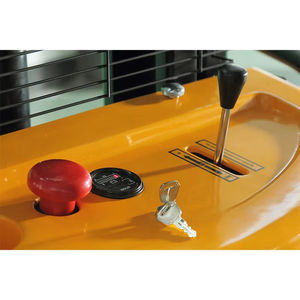 2t半電気半電気パレットトラック油圧手動フォークリフトハンドパレットスタッカー - Product Image 3